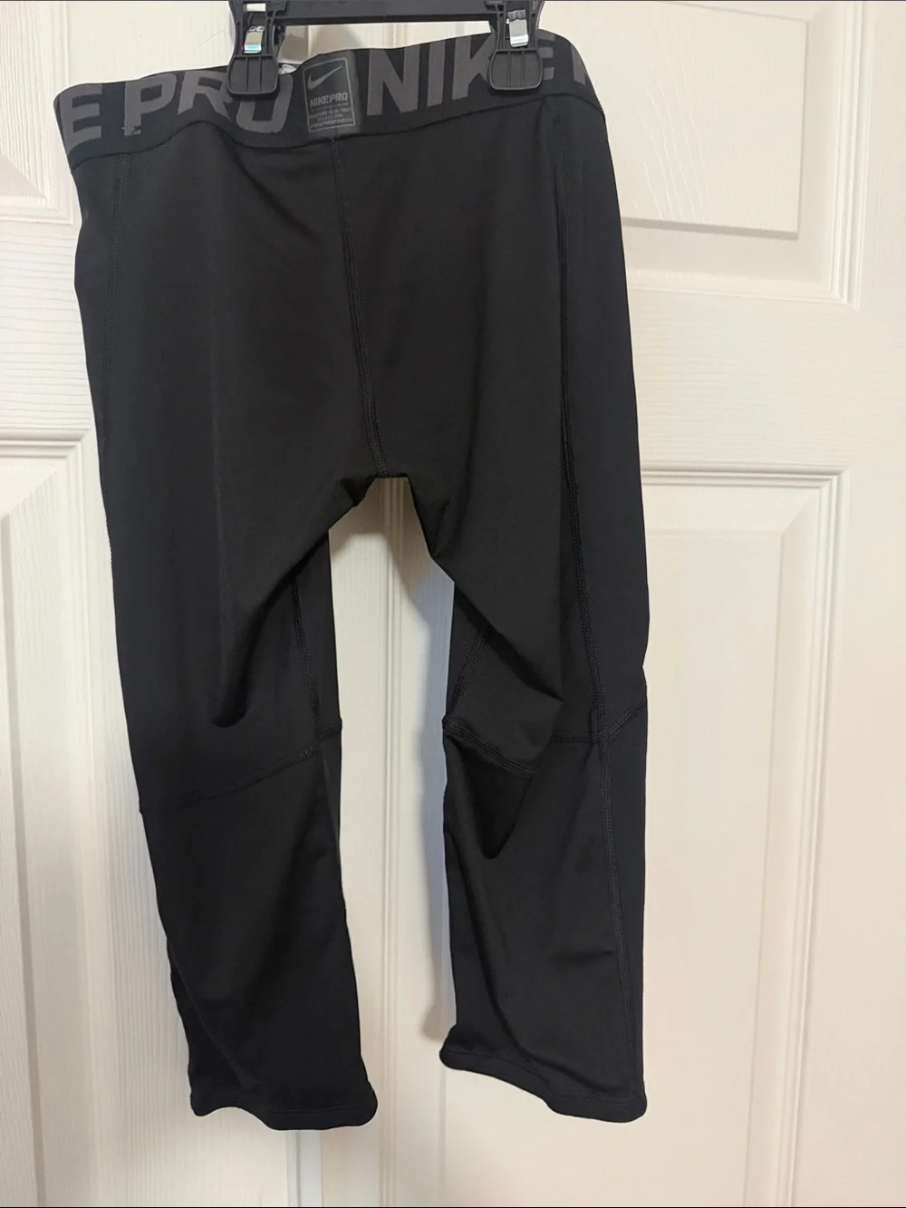 Nike Black Kids Performance Capri Leggings with White Swoosh